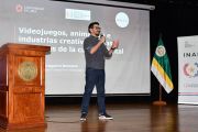 Realizan charla sobre industrias creativas de la cultura digital