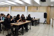La UNE continúa con capacitación institucional sobre el Sistema UNESYS