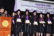 FACISA-UNE presenta nuevos profesionales en Enfermería y Medicina