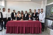 UNE fortalece cooperación académica y científica con universidades públicas del país