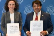UNE firma acuerdo con Embajada de Estados Unidos en Paraguay