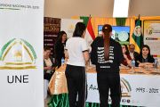 UNE participa de la Expo Universidades del Lago Shopping UNE participa de la Expo Universidades del Lago Shopping
