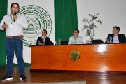 Rector participa de seminario por día del Medio Ambiente en la FIA-UNE 