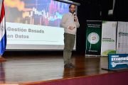 Finaliza ciclo de conferencias organizado por el Club de Economía