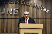 Realizan acto de reconocimiento a docentes jubilados de la FCE-UNE