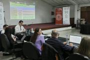 UNE marca presencia en encuentro regional de universidades celebrado en Paraguay