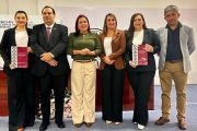Docentes de la FAFI reciben reconocimiento por investigación lingüística