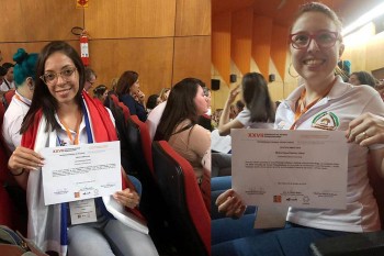 Jóvenes investigadores de la UNE ganadores de nueve premios en la edición de 2019.