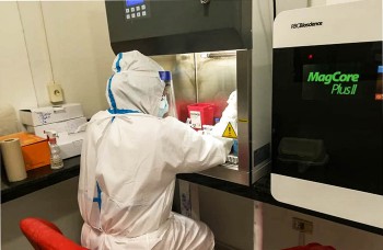 Últimos detalles para la puesta en funcionamiento del primer laboratorio de biología molecular. 