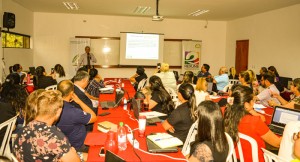 Dr. César Radice Oviedo, desarrolló los “Fundamentos teóricos de la extensión universitaria”.